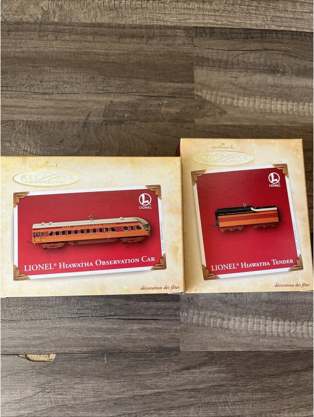 Hallmark Keepsake Christmas Ornament Lionel Hiawatha Tender & Observation Car